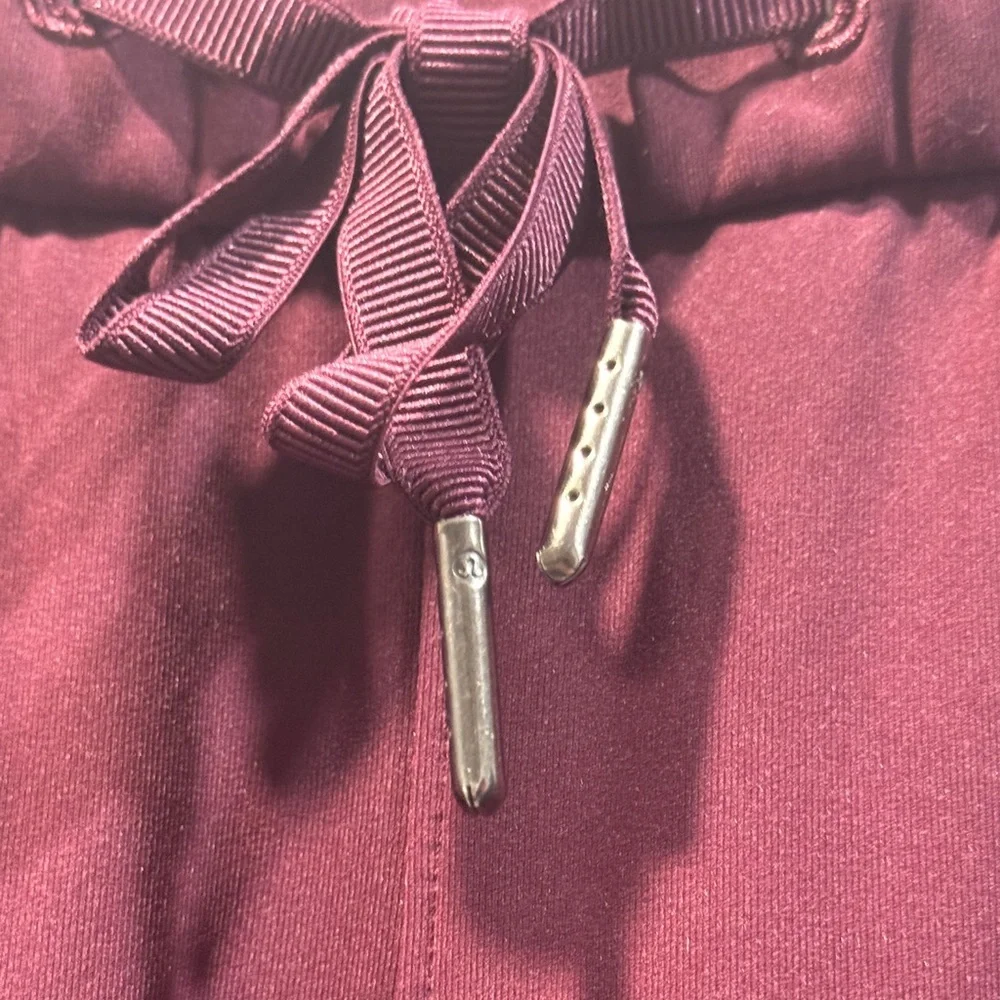 Lululemon On the Fly 7/8 Pant
Dark Adobe - Picture 8 of 11